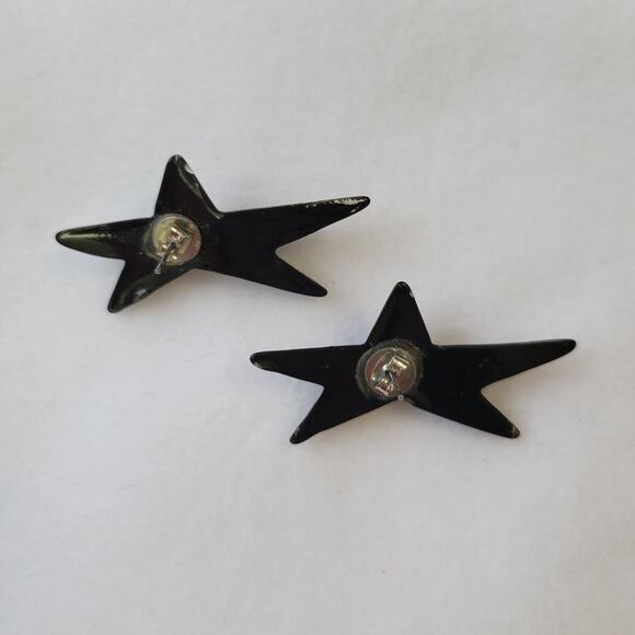 Vintage 90s Star Earrings - Picture 3 of 3